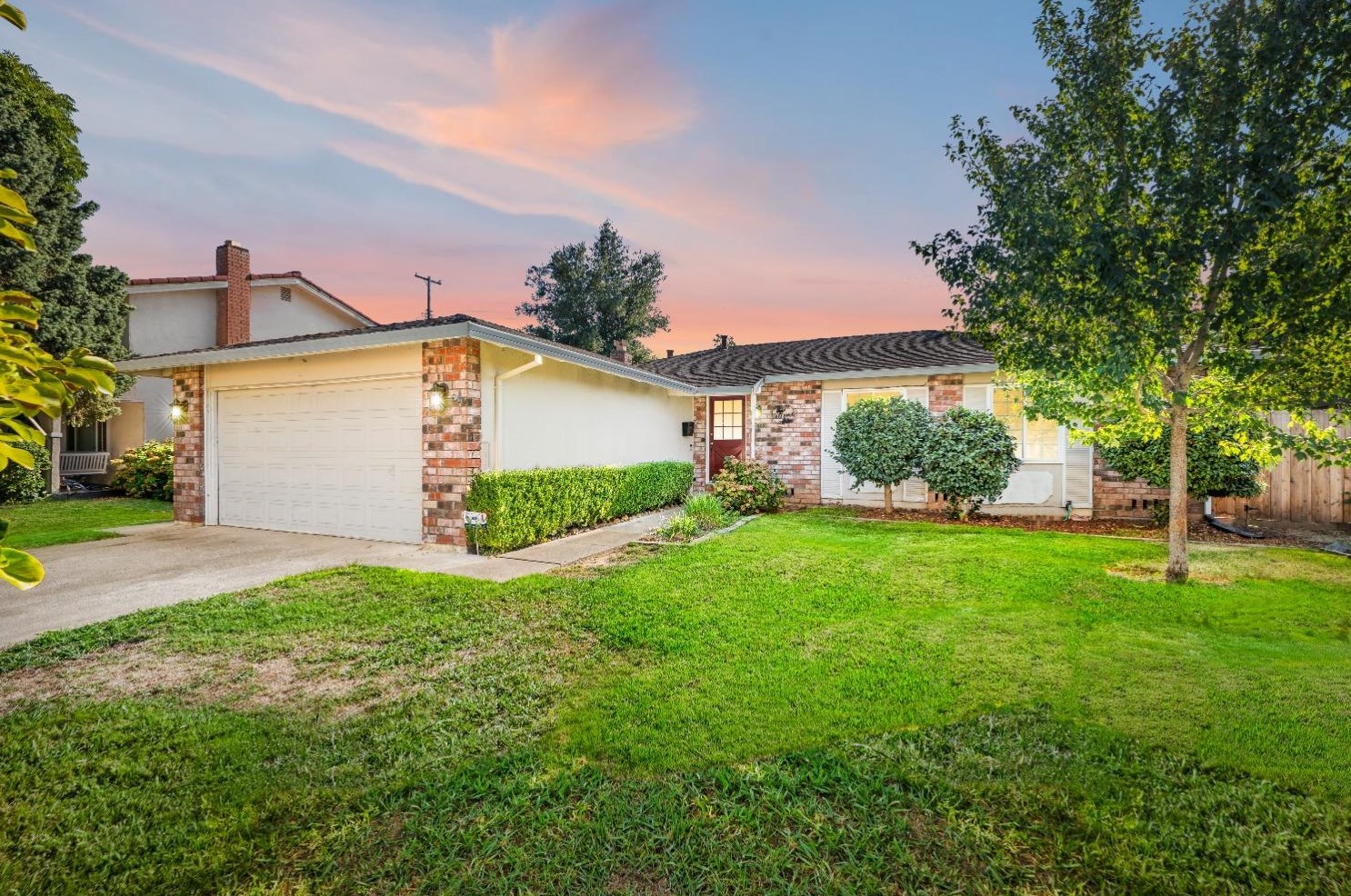2468 Knightwood Way, Rancho Cordova, CA 95670