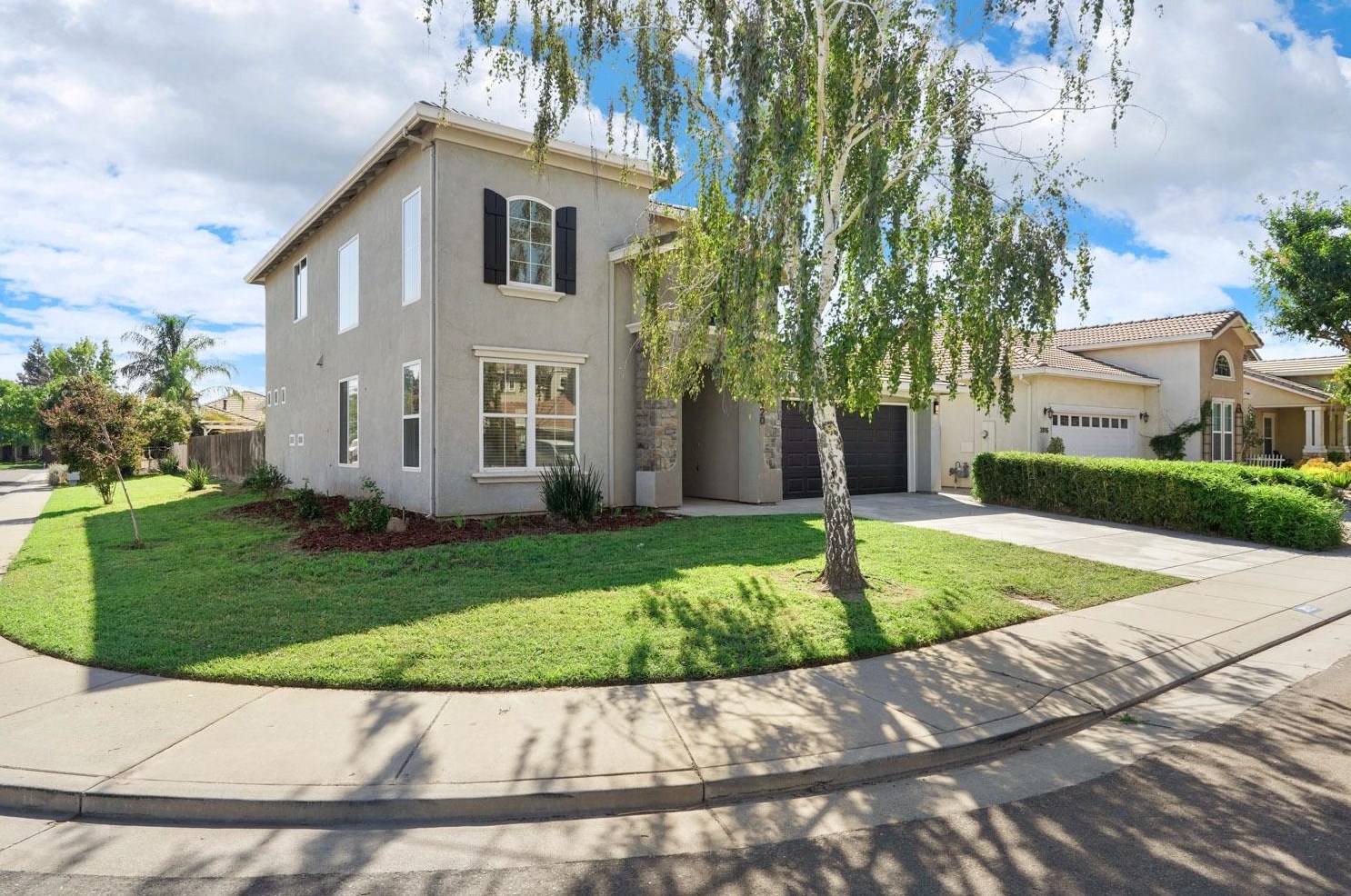 3920 Fallen Oak Dr, Modesto, CA 95355