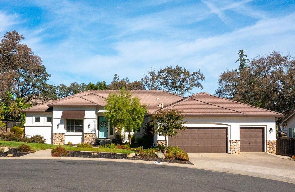2205 Beacon Hill Pl, Folsom, CA 95762