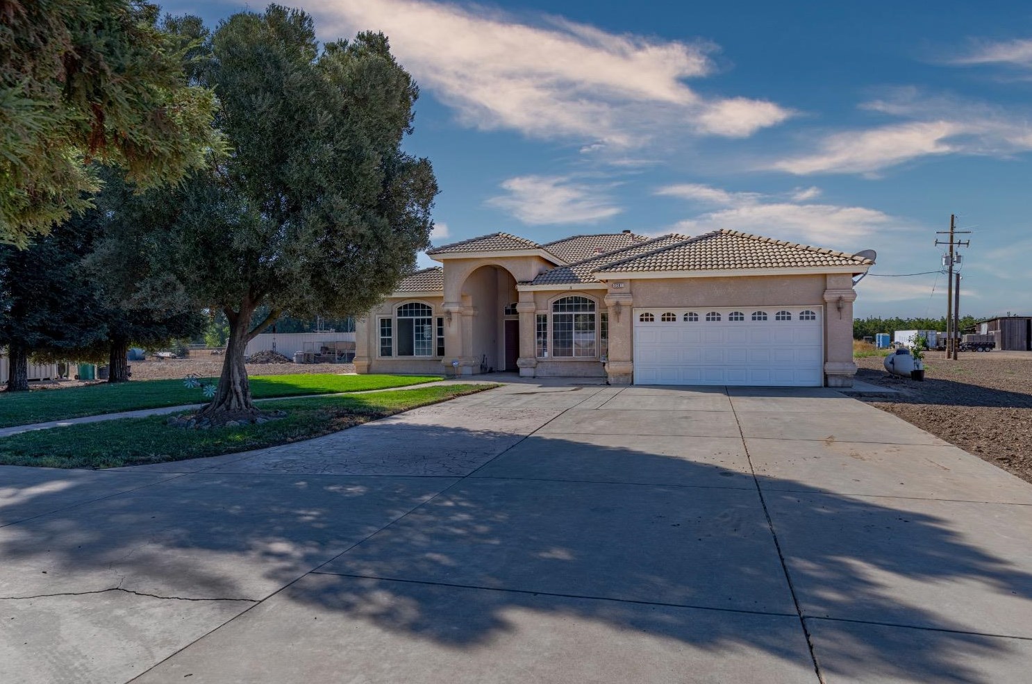 9581 Mariposa Way, Le Grand, CA 95333