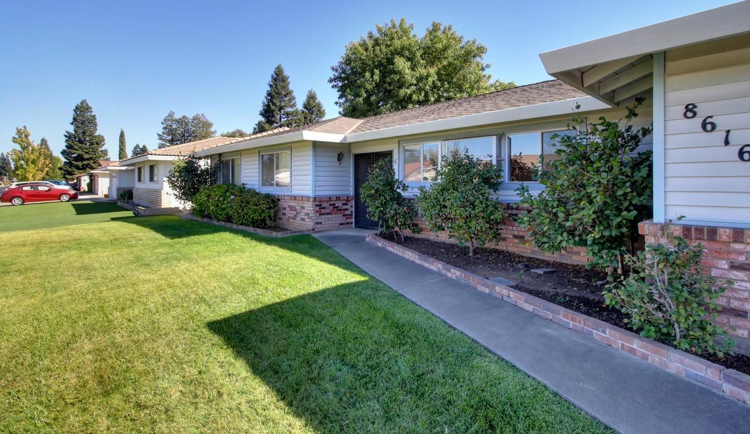 8616 Brodie Ct, Elk Grove, CA 95624