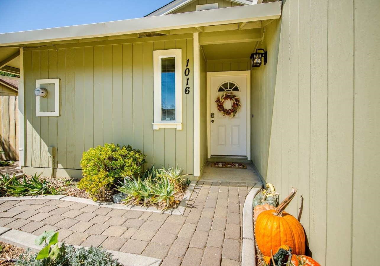 1016 Hemenway St, Winters, CA 95694