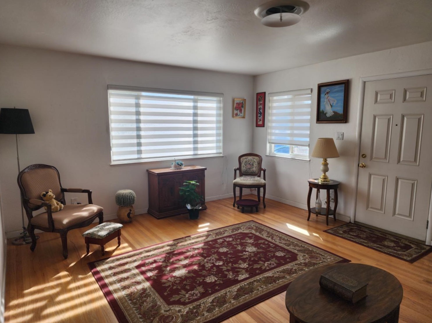 6622 47th St, Sacramento, CA 95823-1204