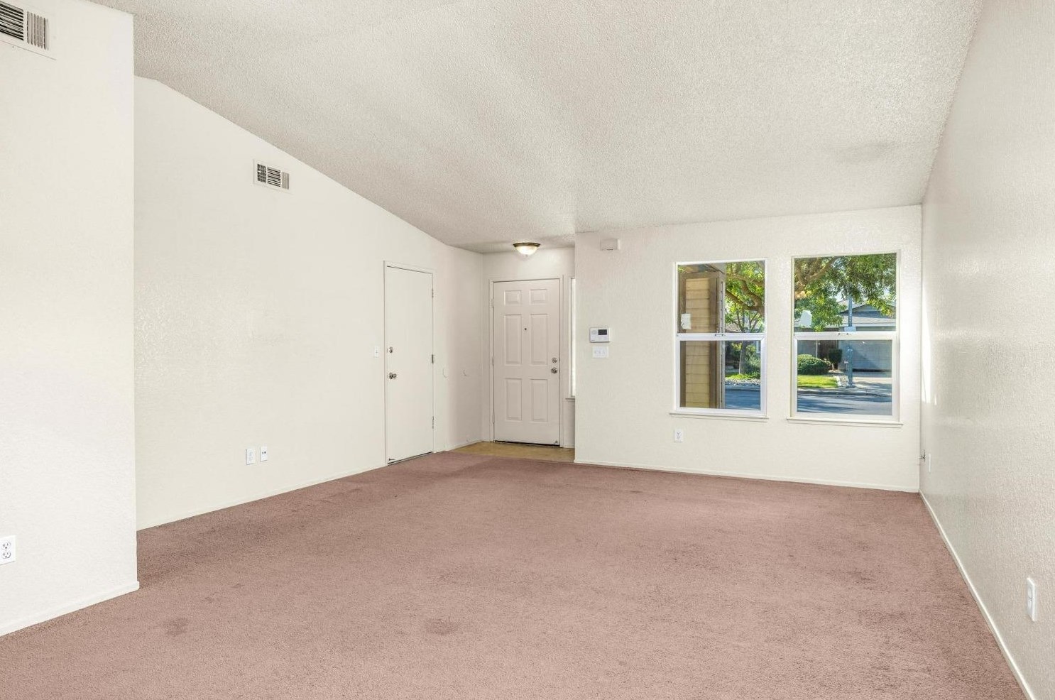 901 W Union Ave, Modesto, CA 95356