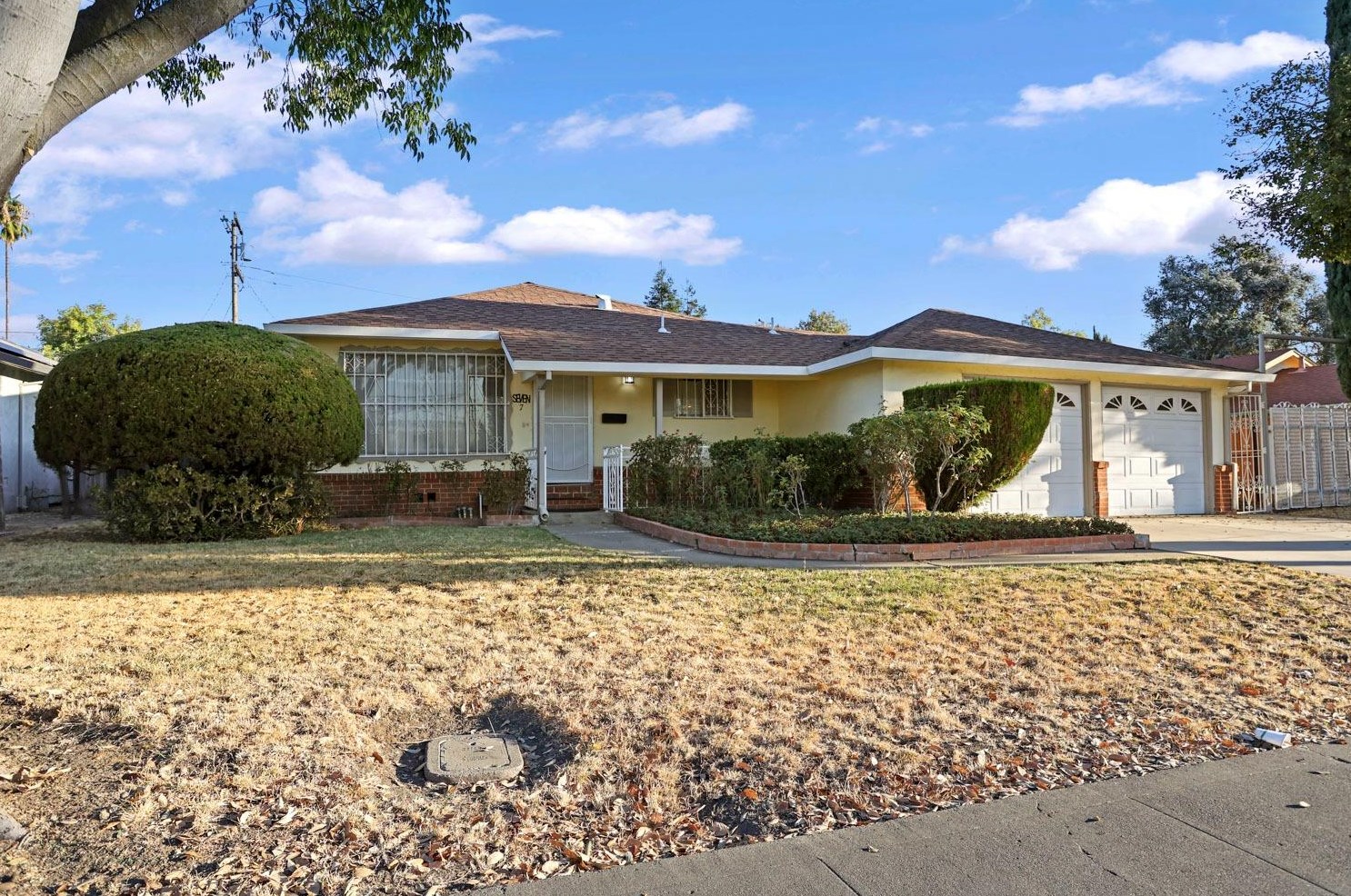 7 Benjamin Holt Dr, Stockton, CA 95207-2809