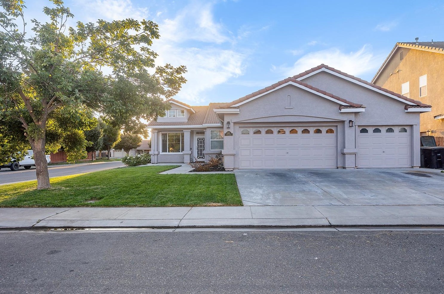 5441 Spur St, Riverbank, CA 95367