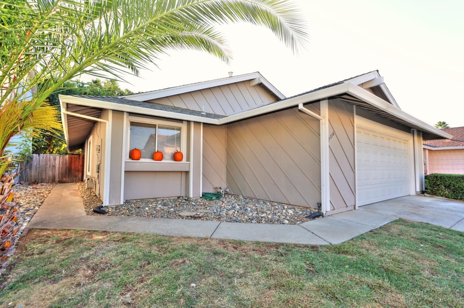 2316 Pecan Grove Way, Rancho Cordova, CA 95670
