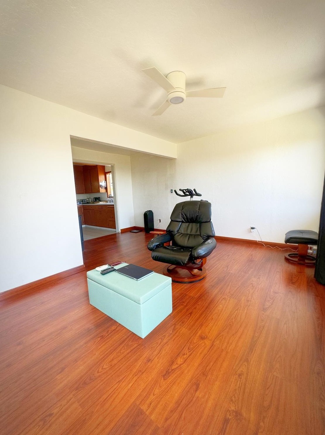 2290 Upland Rd, San Leandro, CA 94578