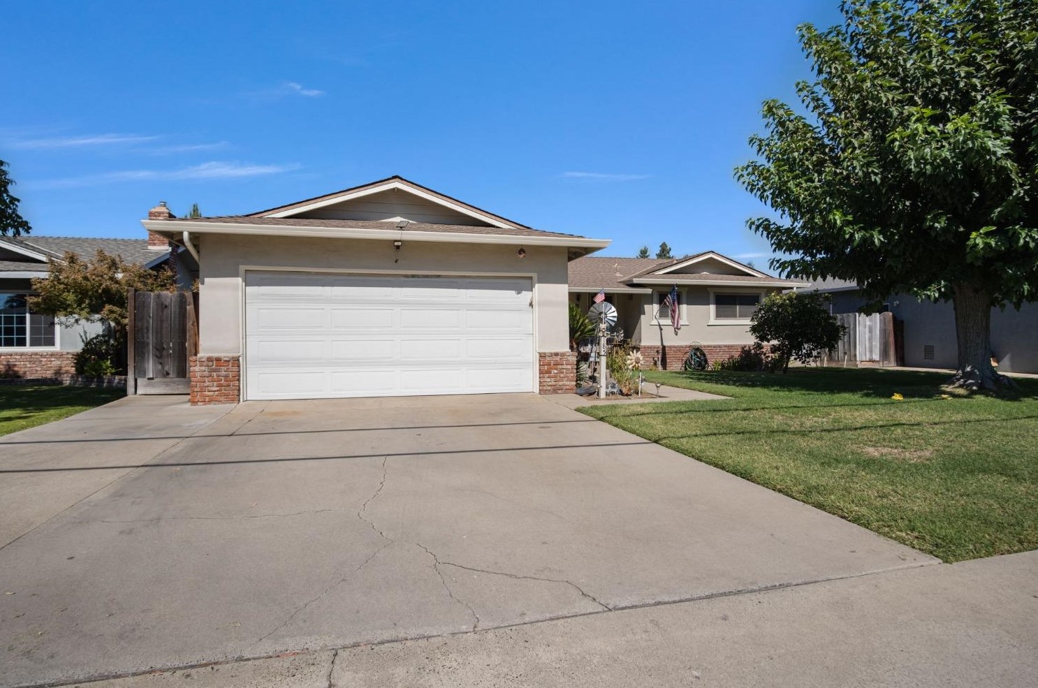 185 North Ave, Turlock, CA 95382