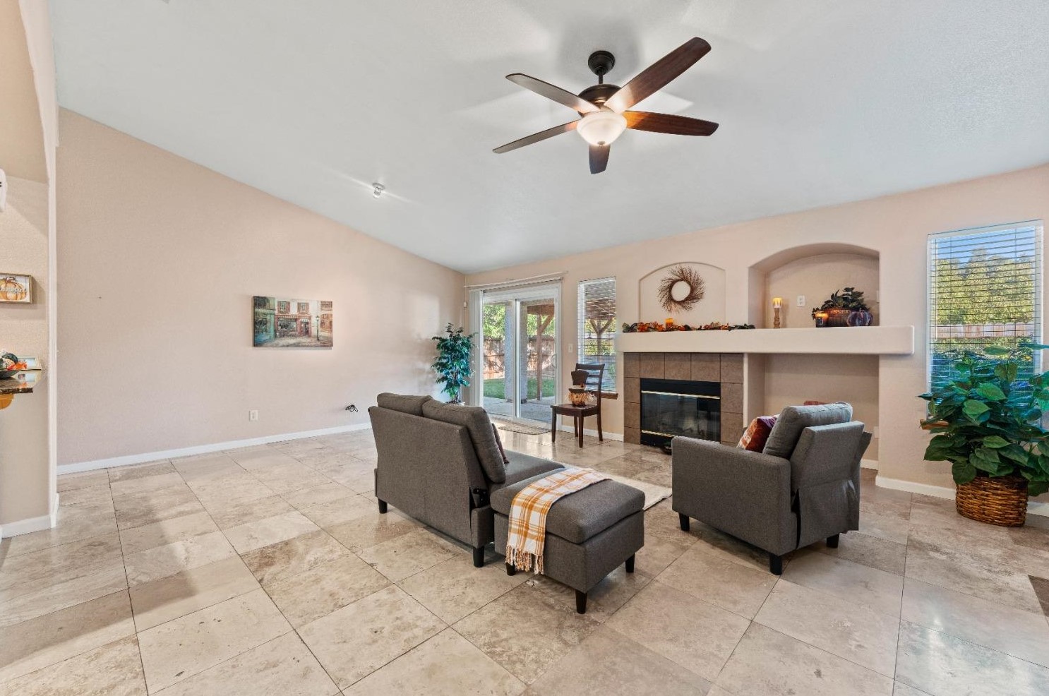 167 Hudson Way, Wheatland, CA 95692