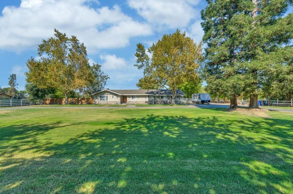 9933 Sheldon Rd, Elk Grove, CA 95624
