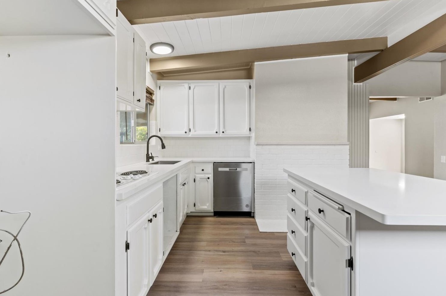 1431 Clark Ave, Yuba City CA  95991-2821 exterior