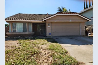 702 Villanueva Court, Stockton, CA 95206 - Photo 1