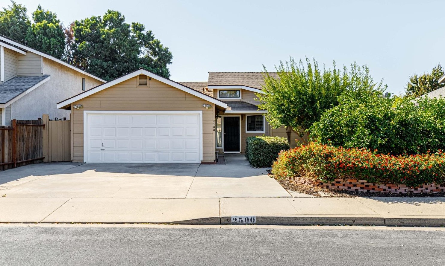 2500 Manor Oak Dr, Modesto, CA 95355