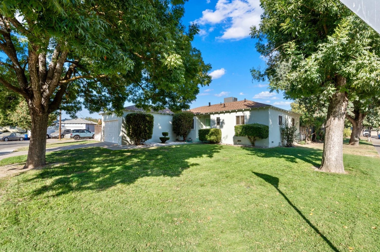 2222 Goldie Ave, Modesto, CA 95350