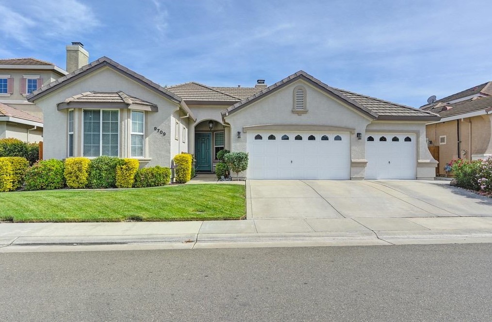 9709 Mountain Vista Cir, Elk Grove, CA 95757