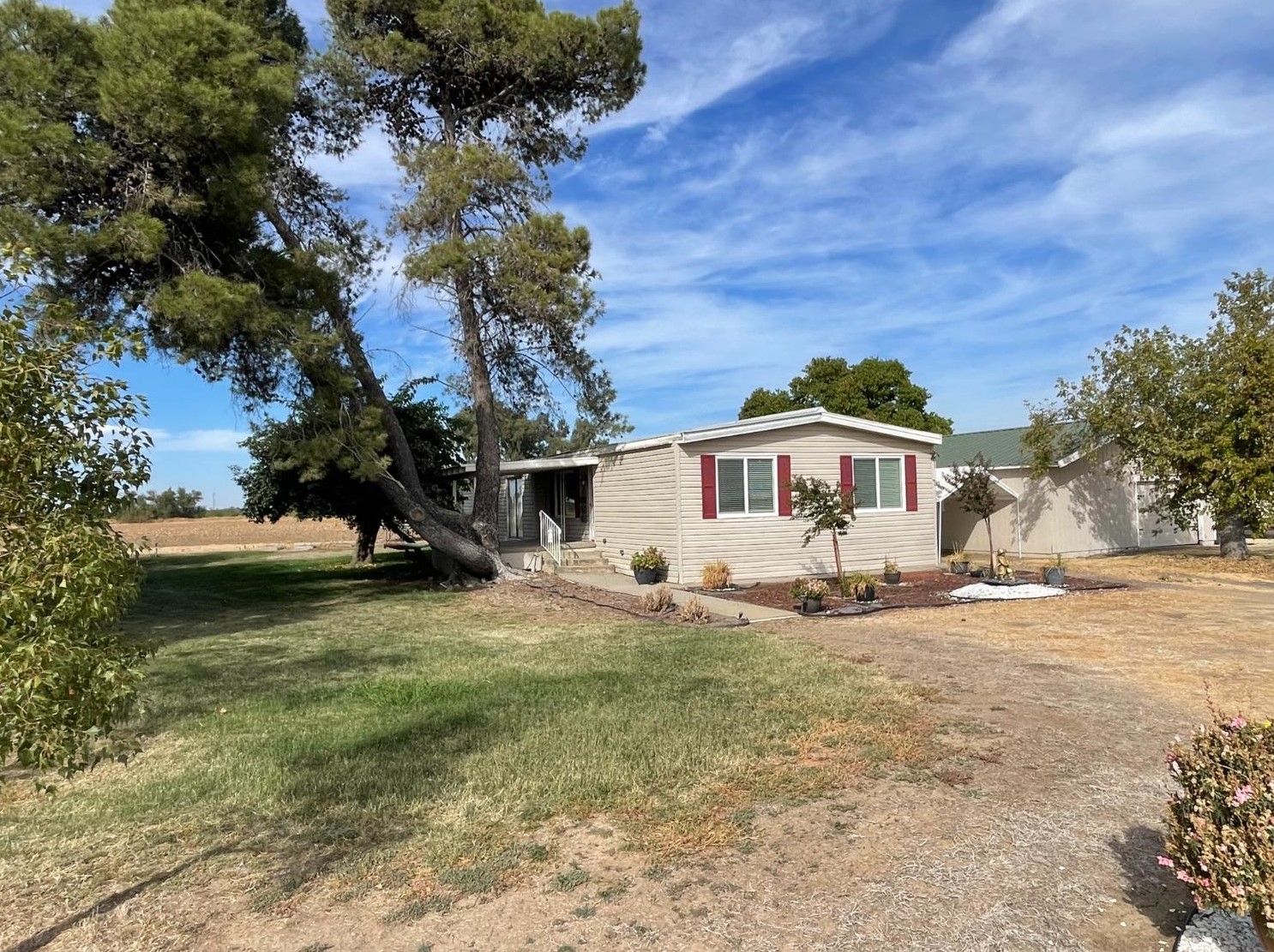 4096 Sycamore Ln, Pleasant Grove, CA 95668