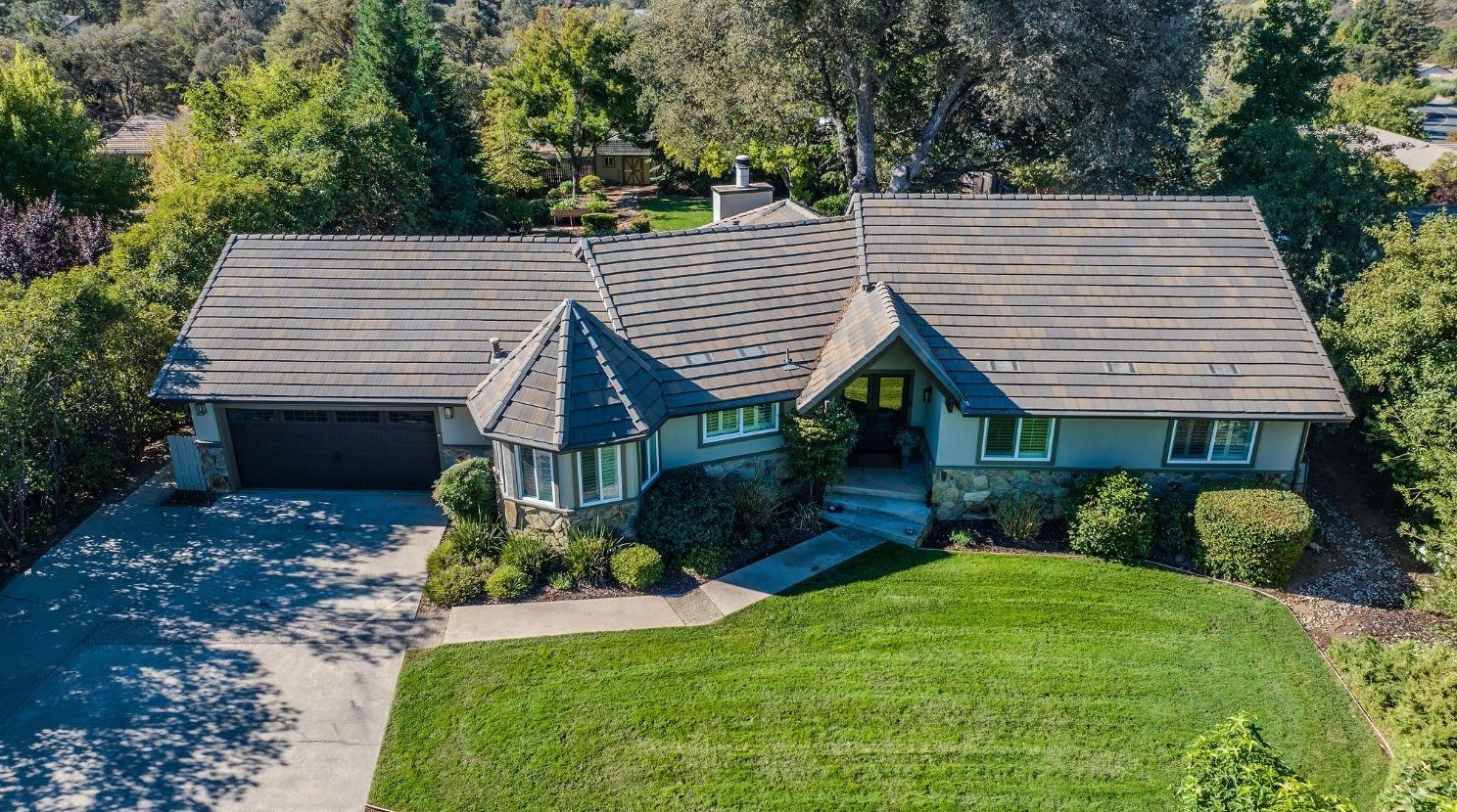 2326 Vista Del Lago Dr, Valley Springs, CA 95252