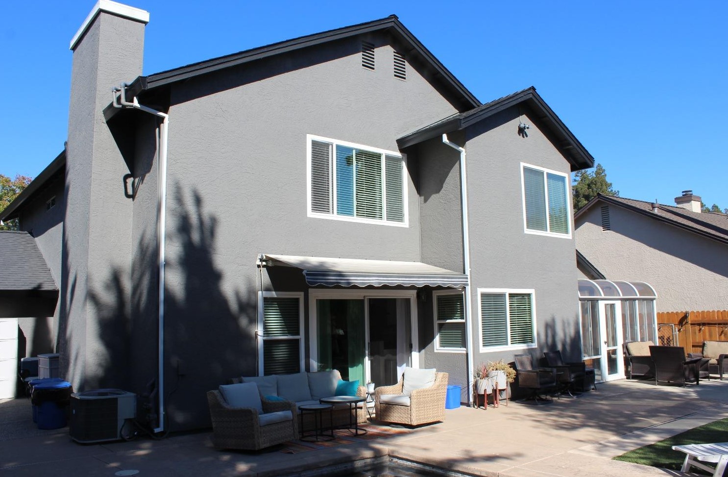 9461 Foulks Ranch Dr, Elk Grove, CA 95758-4320