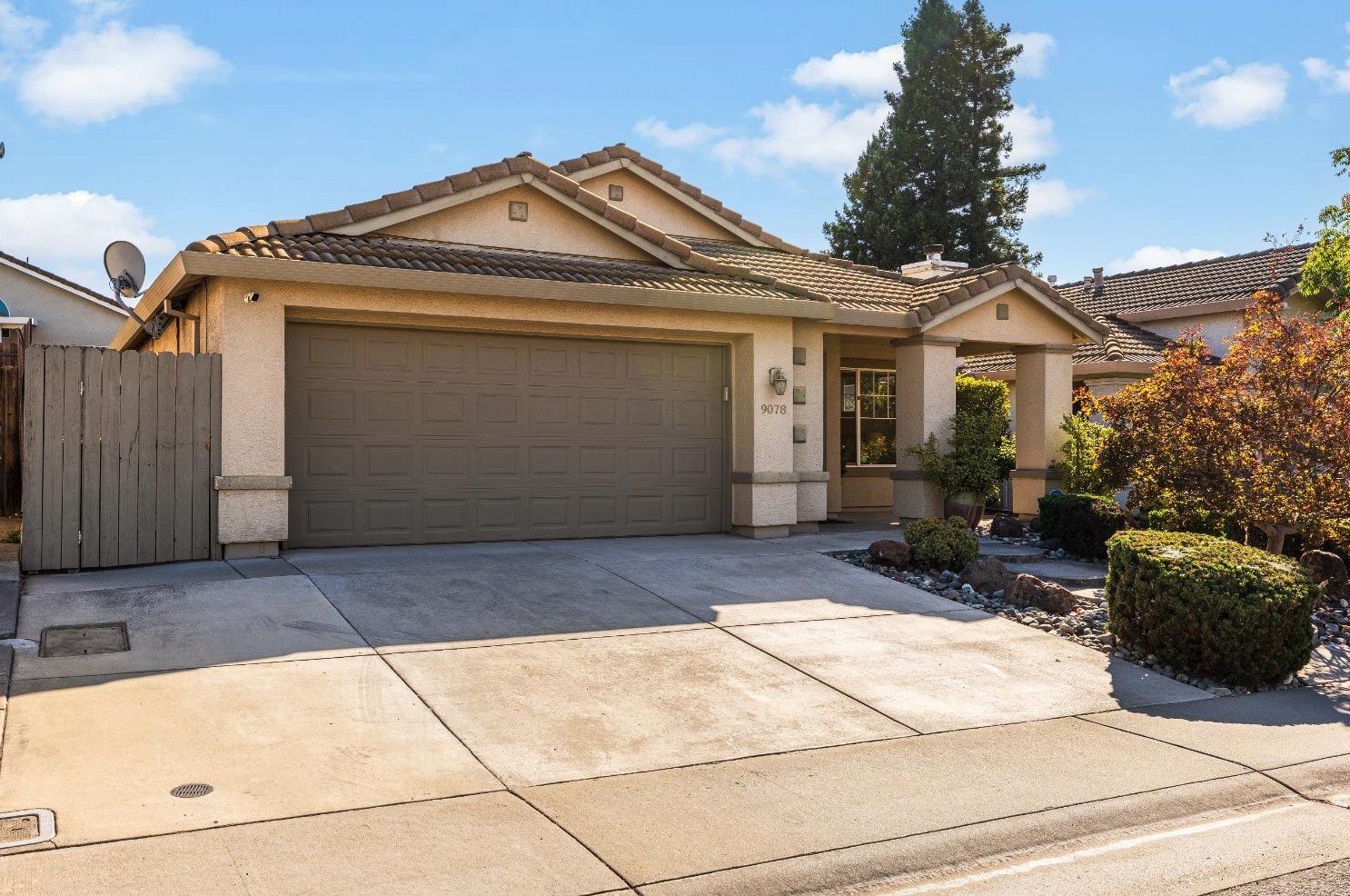 9078 Devon Crest Way, Elk Grove, CA 95624