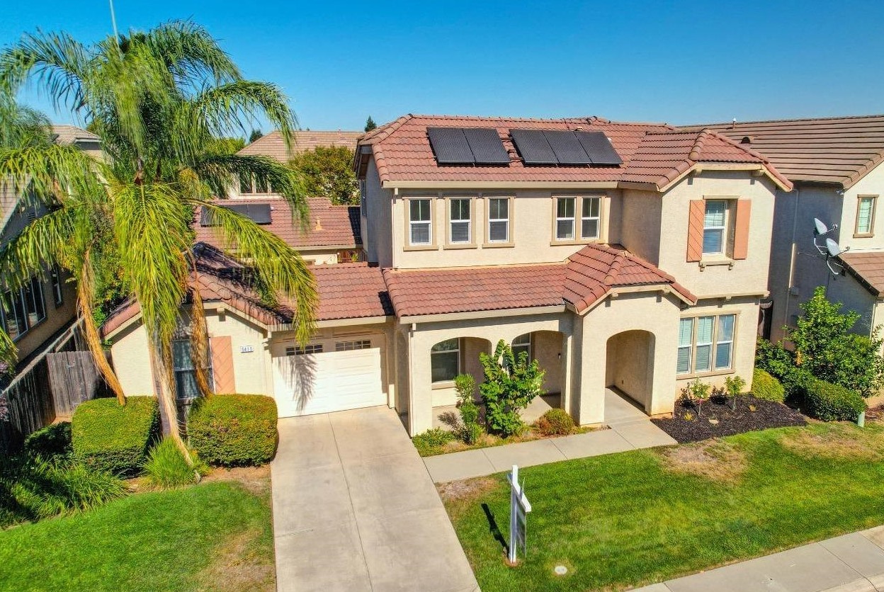 5419 Mariolyn Way, Elk Grove, CA 95757
