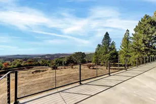 16174 Thornberry Ln, Grass Valley, CA 95949 - Photo 4