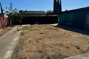 2724 Sparks Way, Modesto, CA 95350 - Photo 10