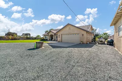 12373 N Lower Sacramento Road, Lodi, CA 95242 - Photo 4