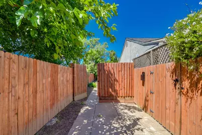 4400 E Nichols Avenue, Sacramento, CA 95820 - Photo 42