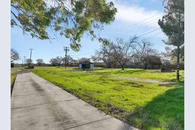 3093 Feather River Blvd, Olivehurst, CA 95961 - Photo 1