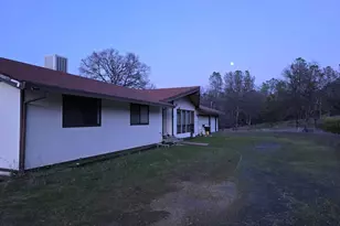 174 Hope Ln, Oroville, CA 95966 - Photo 2