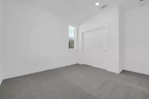 10324 Evangaline Wy, Elk Grove, CA 95757 - Photo 22