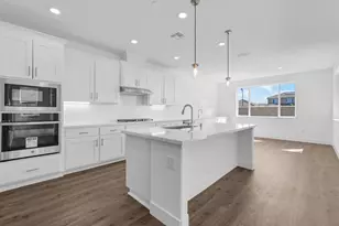 10328 Evangaline Wy, Elk Grove, CA 95757 - Photo 2