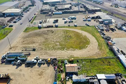 1939 L Street, Newman, CA 95360 - Photo 8