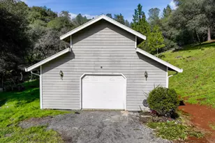19435 Victoria Dr, Grass Valley, CA 95949 - Photo 10