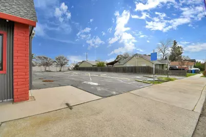 779 Shasta, Yuba City, CA 95991 - Photo 4