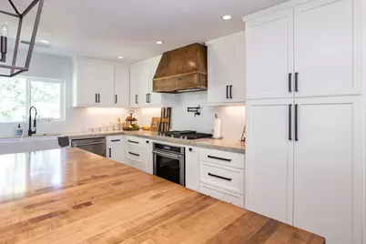 9337 Creekside Lane, Modesto, CA 95357 - Photo 8