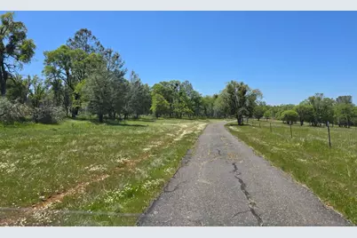5963 Schilling Road, Coulterville, CA 95311 - Photo 2