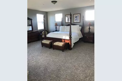 8752 N Privado Court, Hilmar, CA 95324 - Photo 10