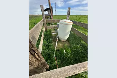 1 Billy Wright Road, Los Banos, CA 93635 - Photo 18