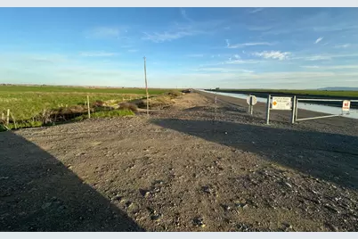 1 Billy Wright Road, Los Banos, CA 93635 - Photo 42