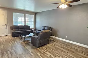 11724 Brook Valley Way, Rancho Cordova, CA 95742 - Photo 8