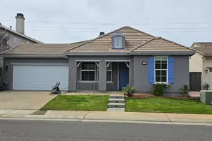11724 Brook Valley Way, Rancho Cordova, CA 95742 - Photo 2