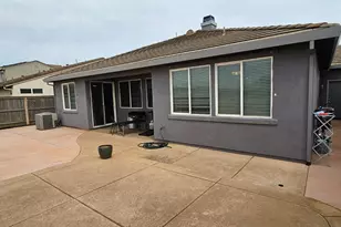 11724 Brook Valley Way, Rancho Cordova, CA 95742 - Photo 36