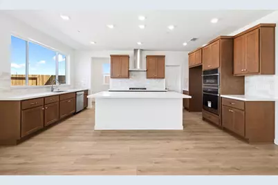 4073 Salamander Circle, Roseville, CA 95747 - Photo 2