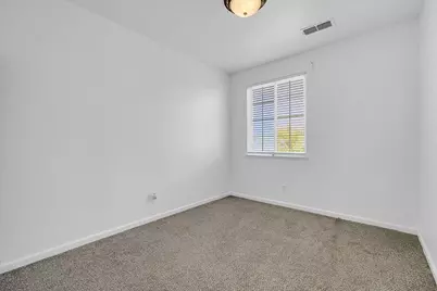 1670 Guildford Way, Plumas Lake, CA 95961 - Photo 44