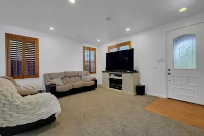 1670 Guildford Way, Plumas Lake, CA 95961 - Photo 8