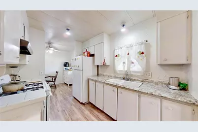 Commodore Court, Sacramento, CA 95838 - Photo 16