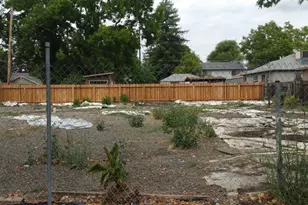 3241 W St, Sacramento, CA 95817 - Photo 1