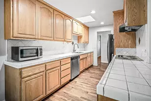 5718 Southgrove Dr, Citrus Heights, CA 95610 - Photo 6